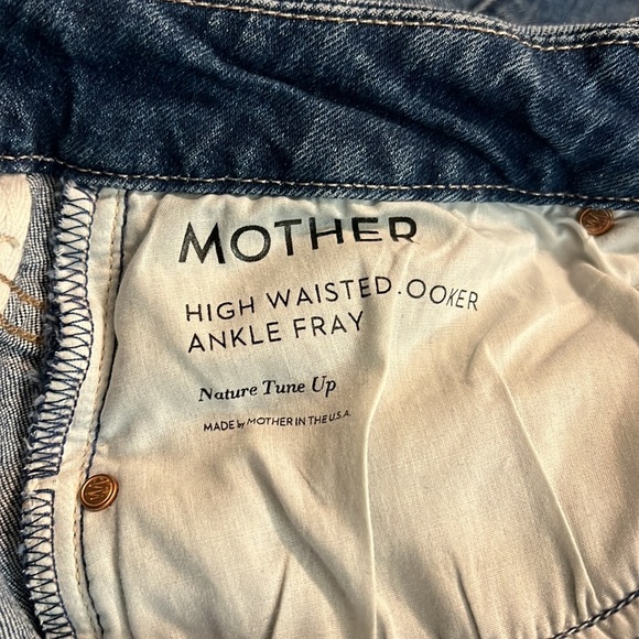 HP🎉!! MOTHER HIGH WAISTED LOOKER ANKLE FRAY 29 - Picture 16 of 16
